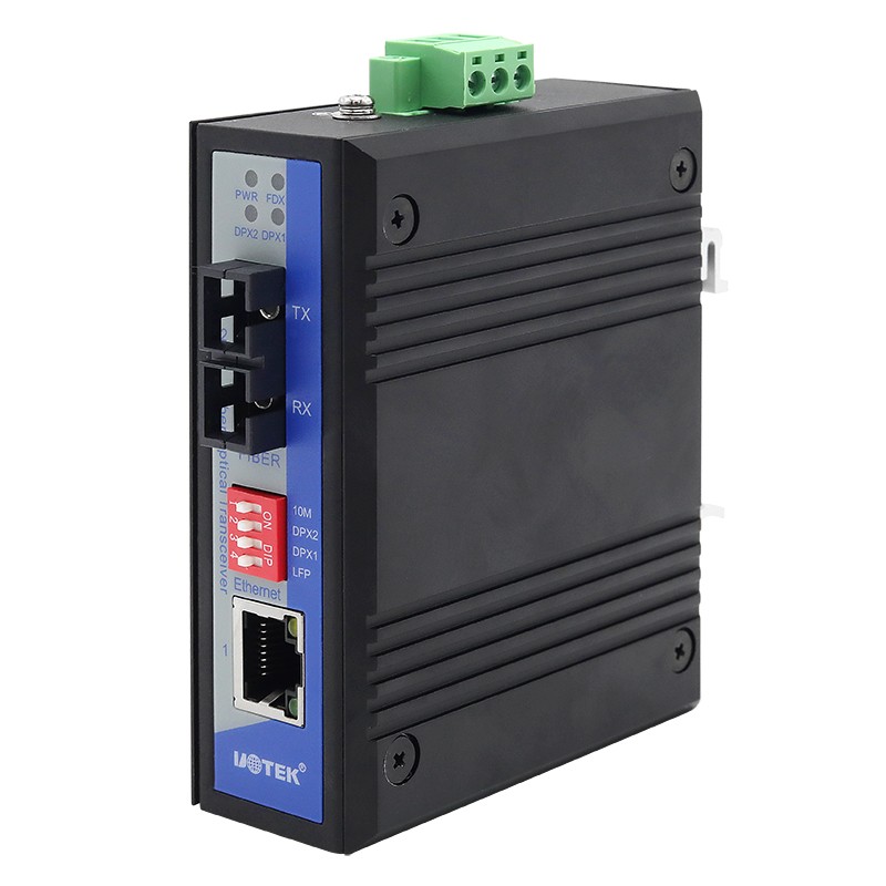 1口百兆網(wǎng)絡光纖收發(fā)器